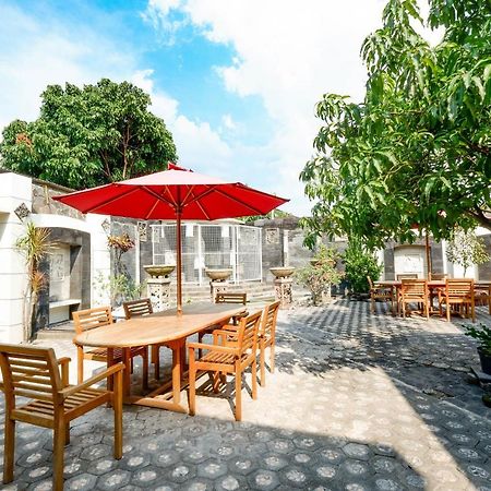 Oyo 2327 Pagsis Village Klaten Esterno foto