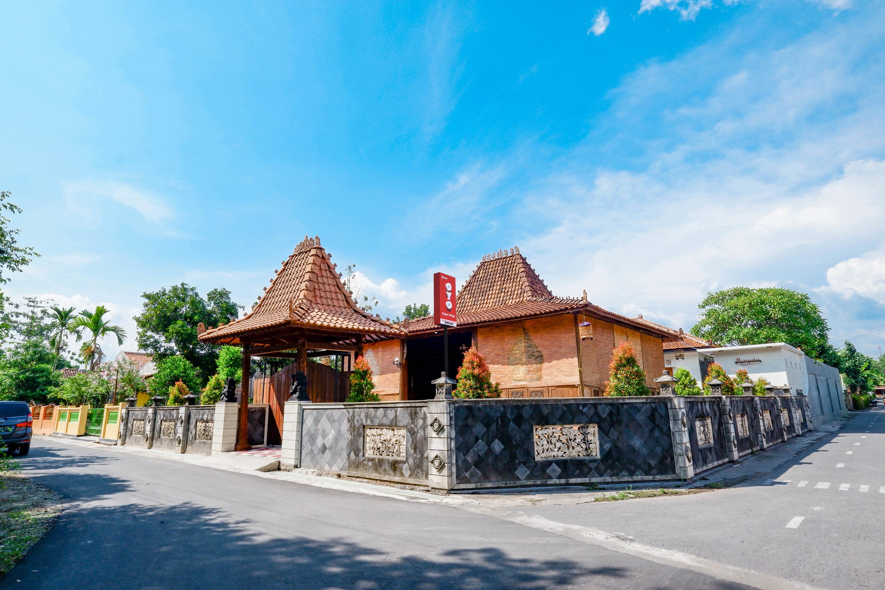 Oyo 2327 Pagsis Village Klaten Esterno foto